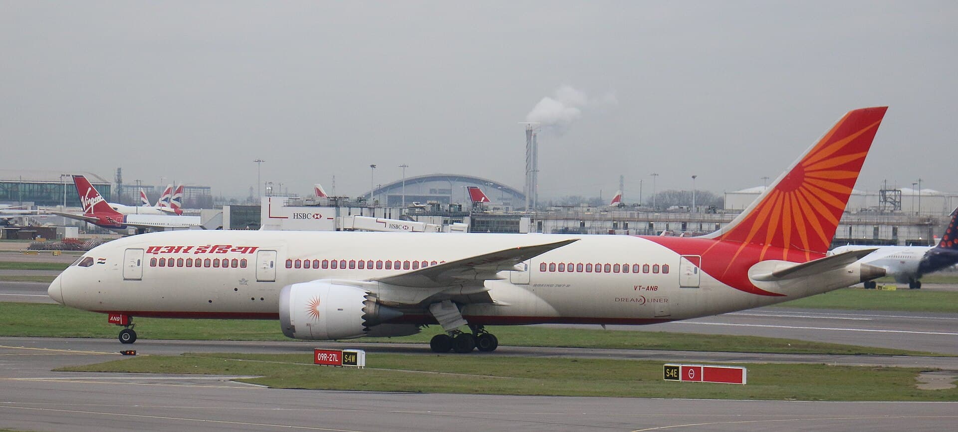 Image illustrating: Air India Boeing 787-8 VT-ANB (editorial)