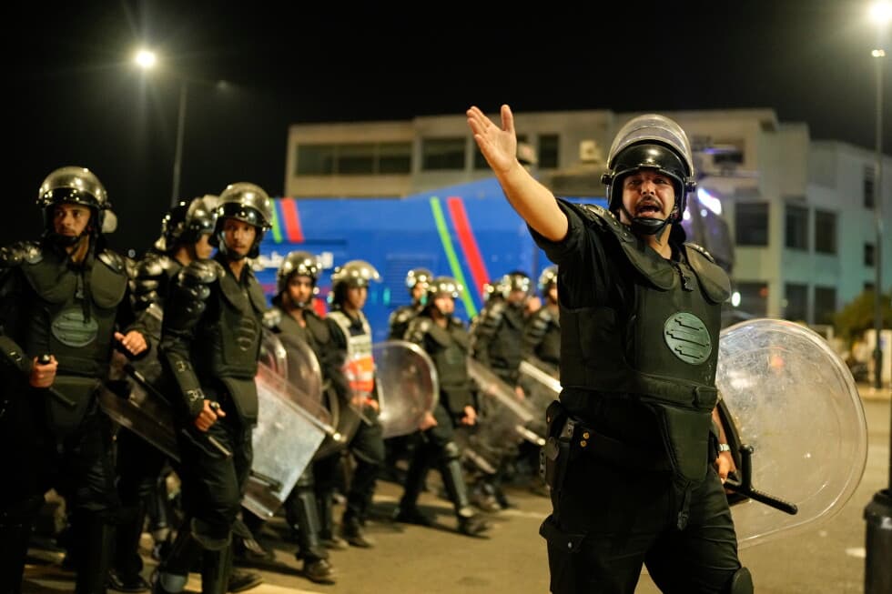 Brussels youth protest again brings small fires and firecrackers into a wider Gen Z unrest story